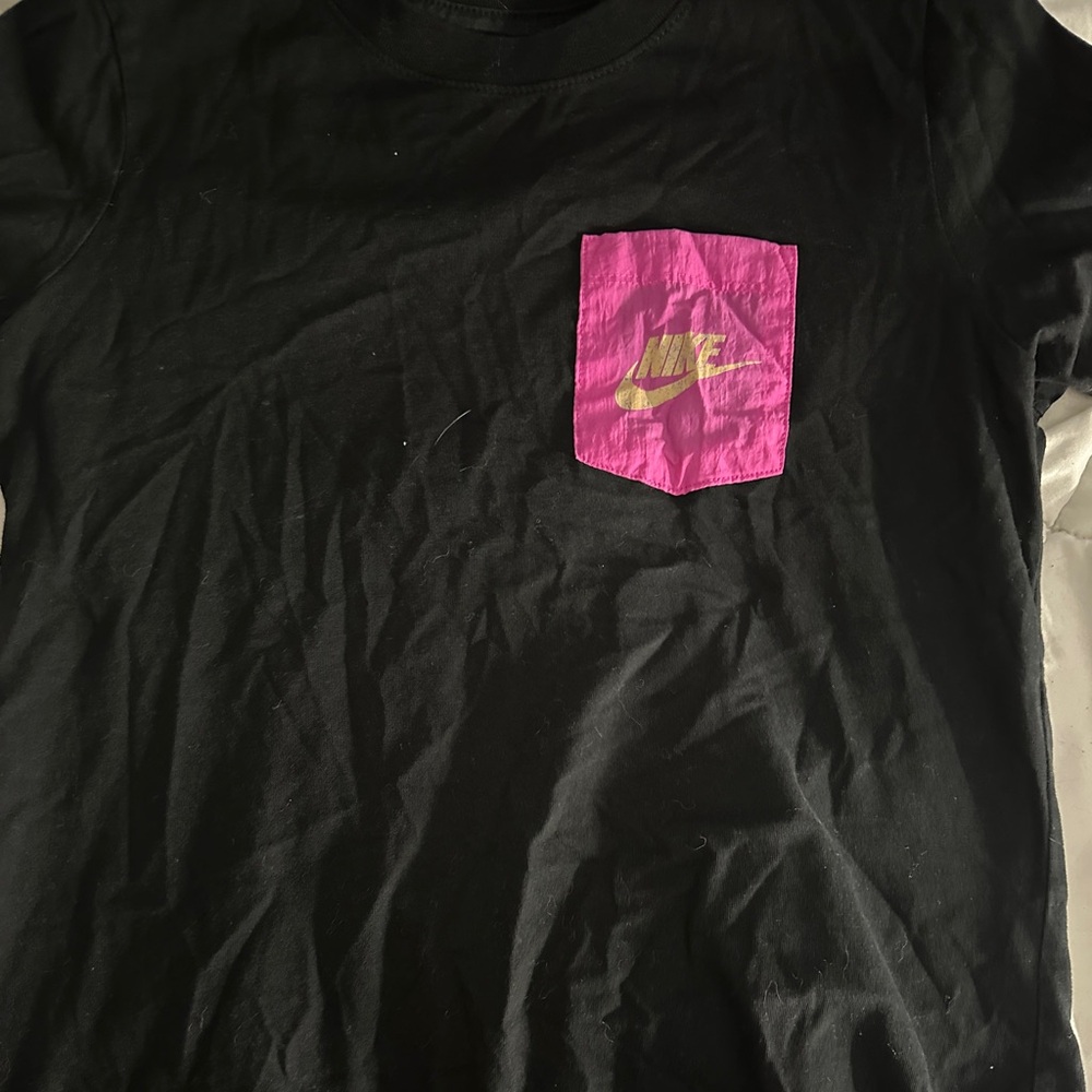 nike tee